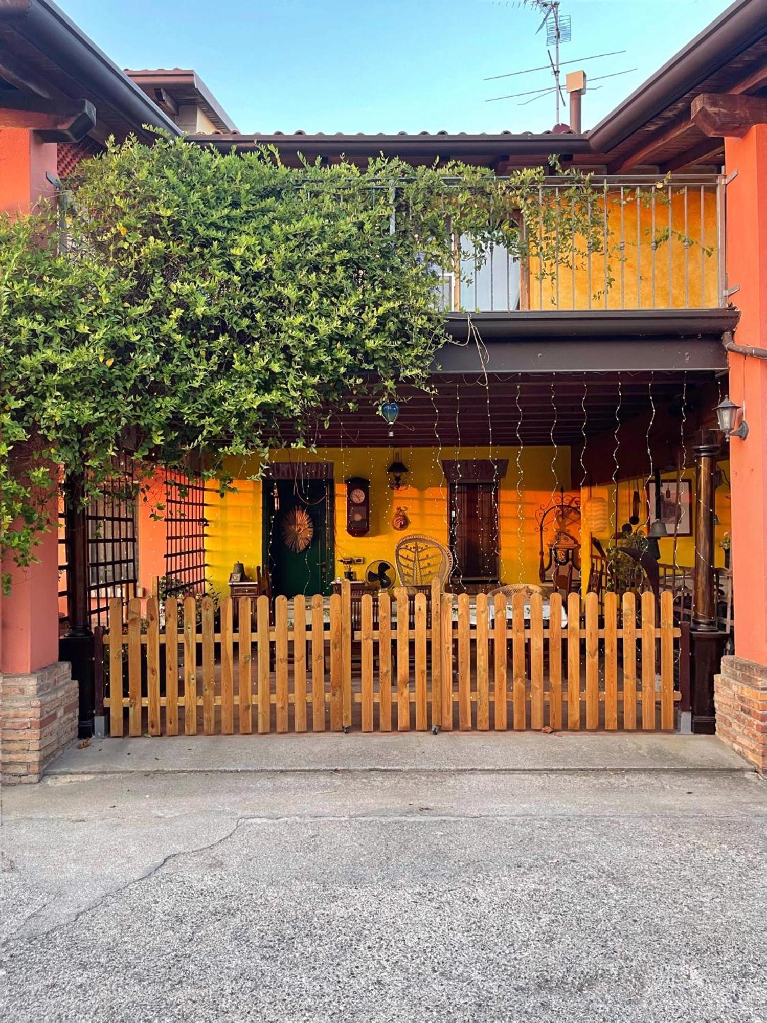 B&B La Cascina Di Alice カスティリオーネ・デッレ・スティヴィエーレ エクステリア 写真