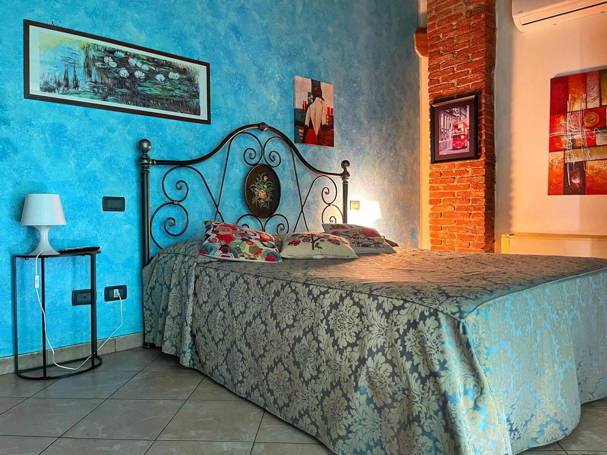 B&B La Cascina Di Alice カスティリオーネ・デッレ・スティヴィエーレ エクステリア 写真
