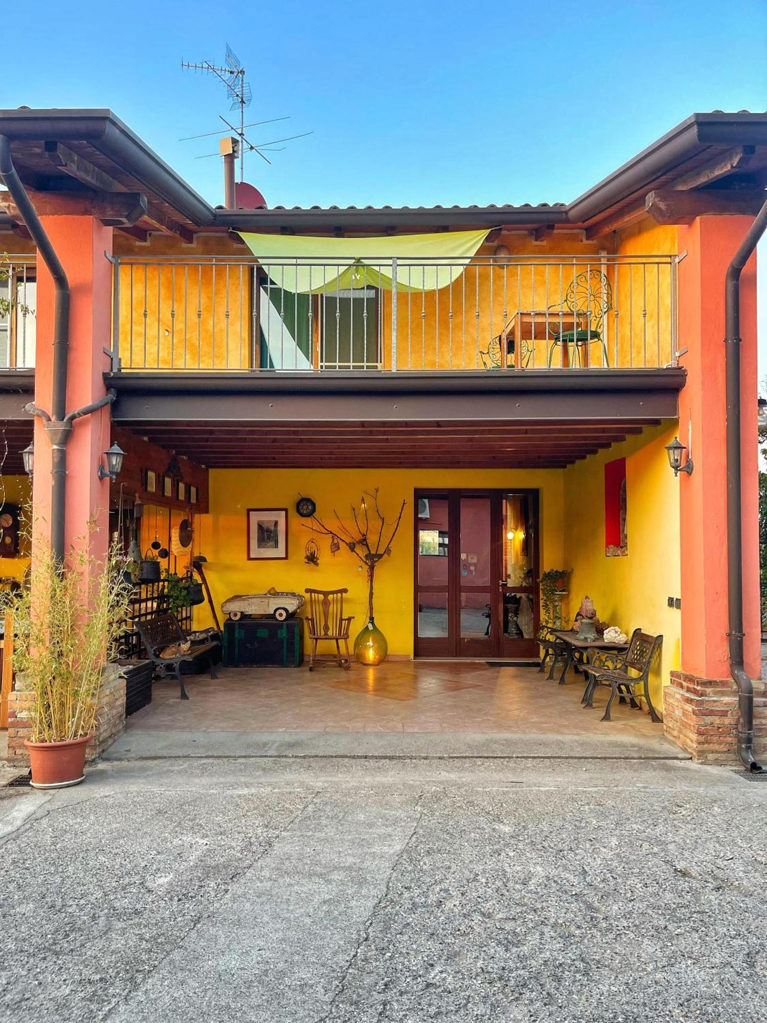 B&B La Cascina Di Alice カスティリオーネ・デッレ・スティヴィエーレ エクステリア 写真